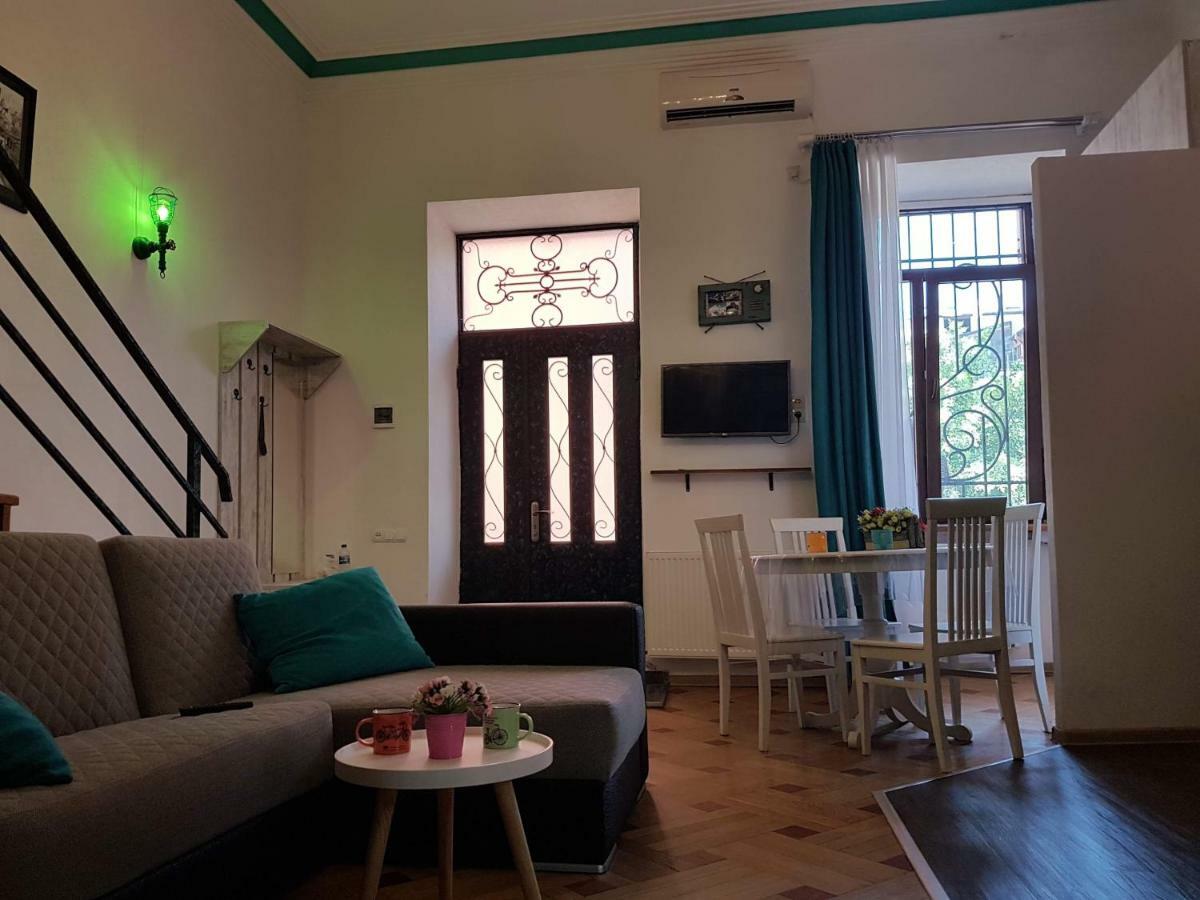 Comfortable Flat In Central Tbilisi Exterior photo